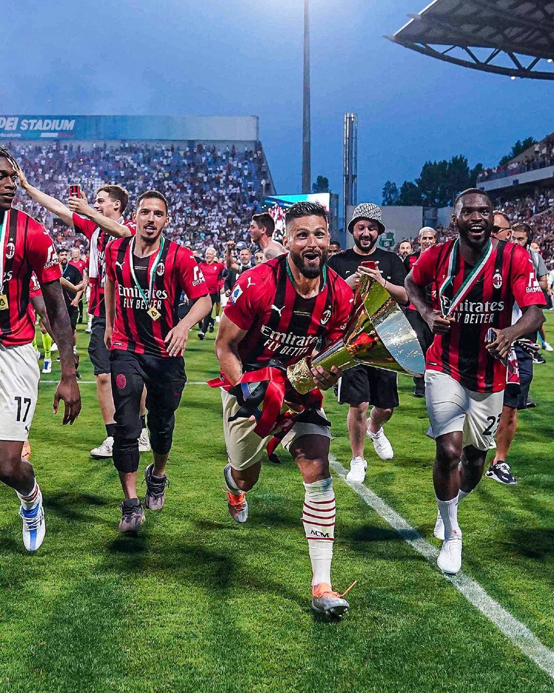 B席达成欧冠百场里程碑，成葡萄牙球员第四人