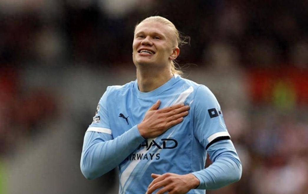 李章洙回渝参加足协杯夺冠25周年纪念赛，感慨儿子当年才初中