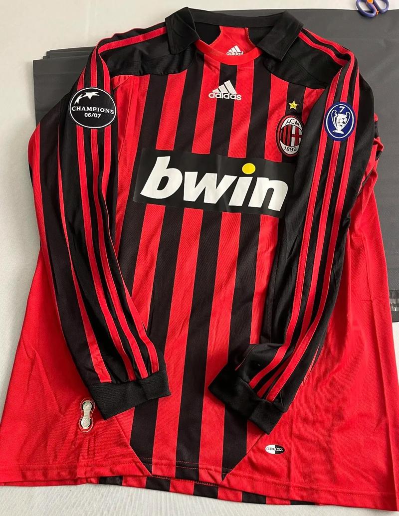 美媒：快船就是个笑话&这就是保罗对他们大喊大叫的原因（美国媒体称快船沦为笑柄，这正是保罗对他们怒斥的原因）