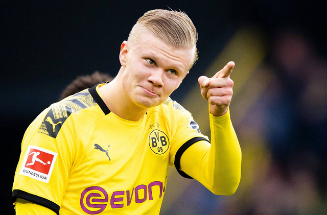 一气呵成！廖三宁断球反击一条龙劈扣打停宁波（行云流水！廖三宁抢断一条龙暴扣，宁波被迫叫暂停）