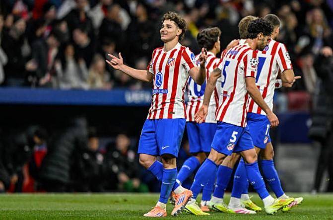 记者：米兰想租借+可选买断引入加蒂，但遭到尤文拒绝（记者称：米兰欲租借加蒂并附买断选项，尤文已拒绝）